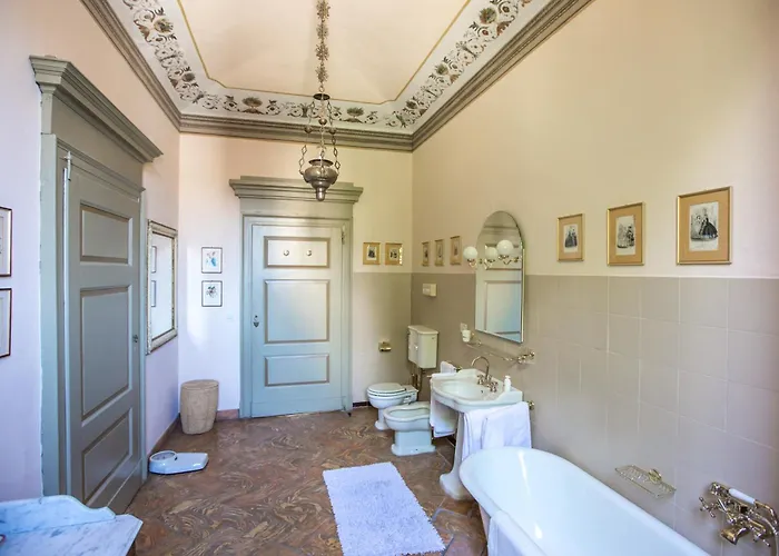 Apartment Palazzo Salis - La Dimora Del Conte Tirano