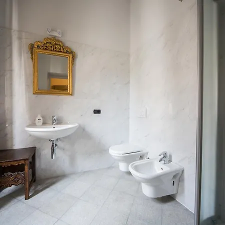 Apartment Palazzo Salis - La Dimora Del Conte Tirano